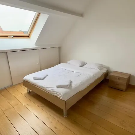 Holiday home House With 5 Bedrooms Near Brussels *