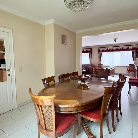 Holiday home House With 5 Bedrooms Near Brussels *